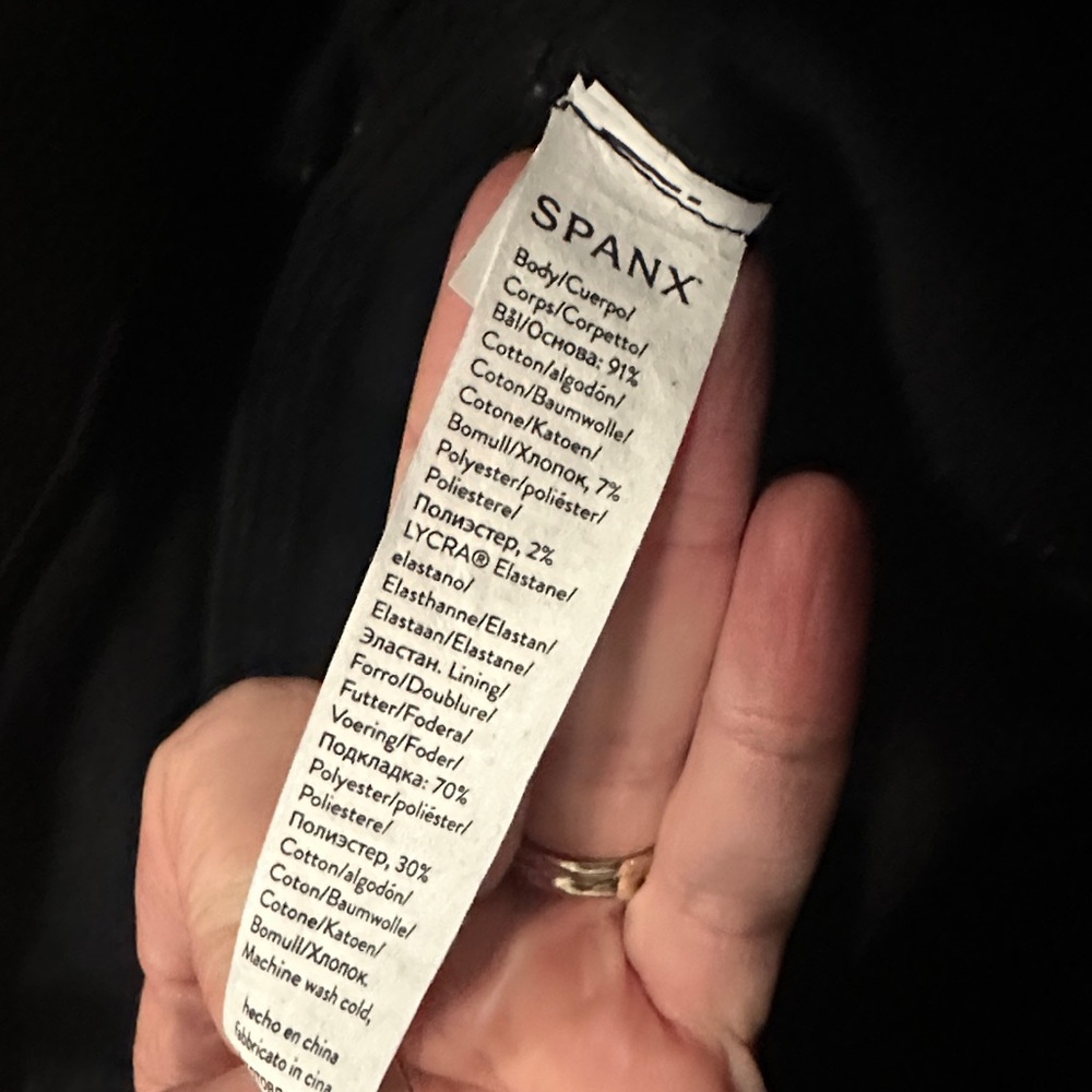 Spanx pull on Black Flared jeans - Picture 4 of 6